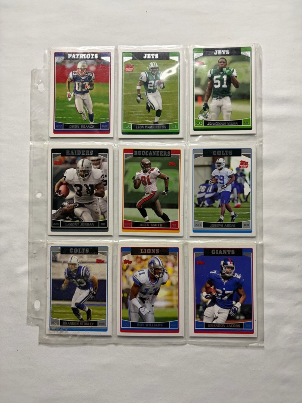 NFL Trading Cards Several Teams (18) Cards Total